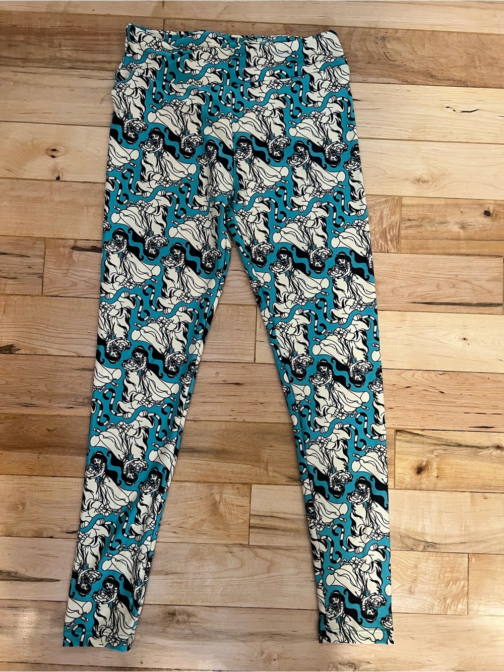 LuLaRoe Disney Aladdin Jasmine Rajah Leggings One Size OS Turquoise